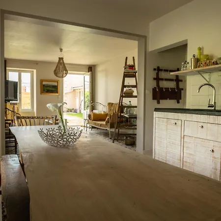 Countryhome At Winery Chateau Camponac Holiday home
